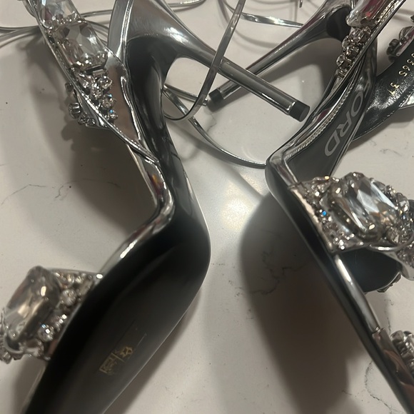 TOM FORD Metallic Crystal Ankle-Tie Sandals BRAND NEW Never WORN - Picture 3 of 4